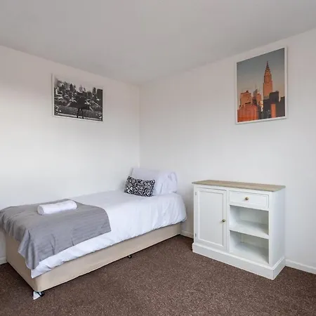 October Disc - Long - Contractors Bristol