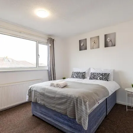 October Disc - Long - Contractors 度假居 布里斯托